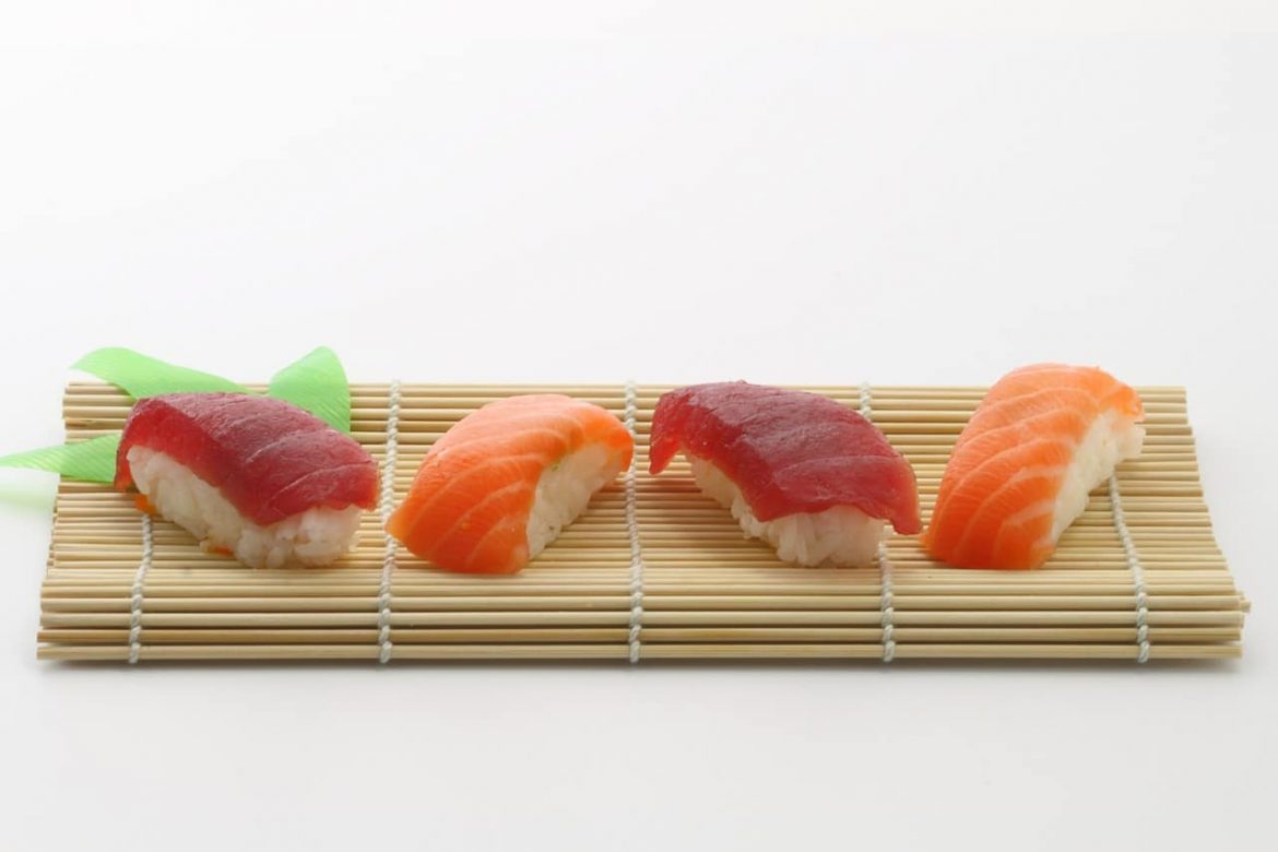 Tuna Vs. Salmon: Which Is Healthier? | Iupilon
